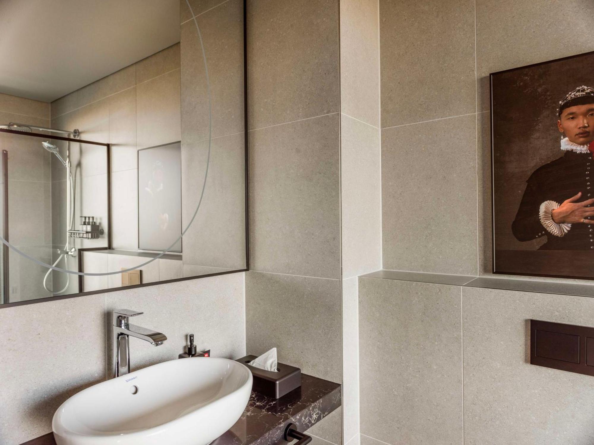 Hotel Radisson Red 4*