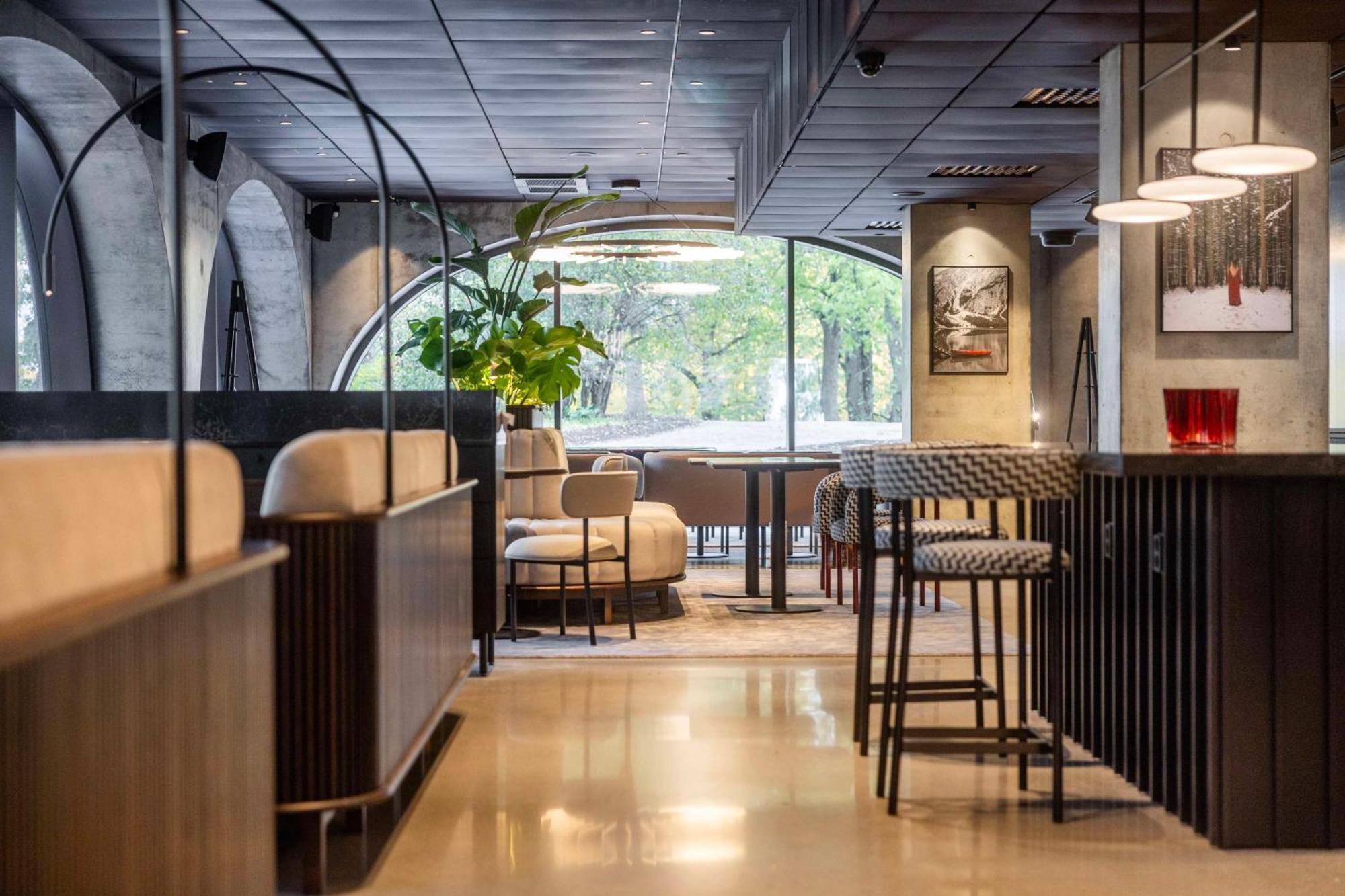 Hotell Radisson Red